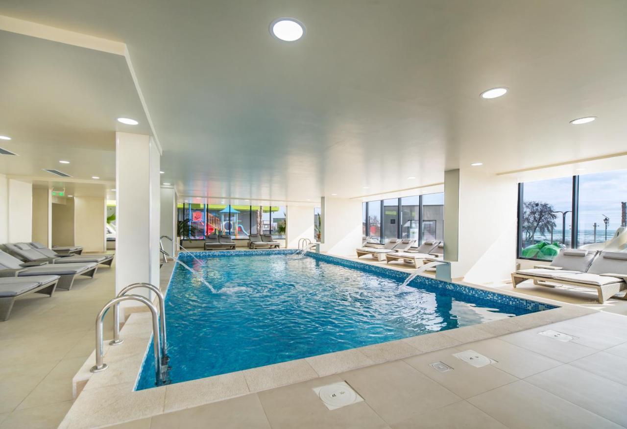 Citadell Sea View - N Pools Apartament *